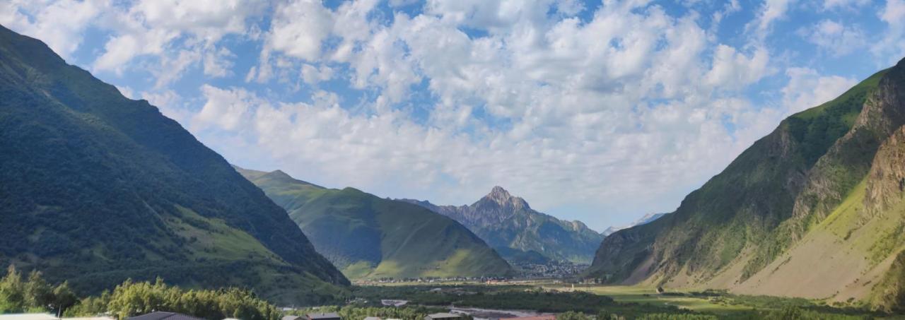 Royal Galaxy Apartment Kazbegi Kültér fotó